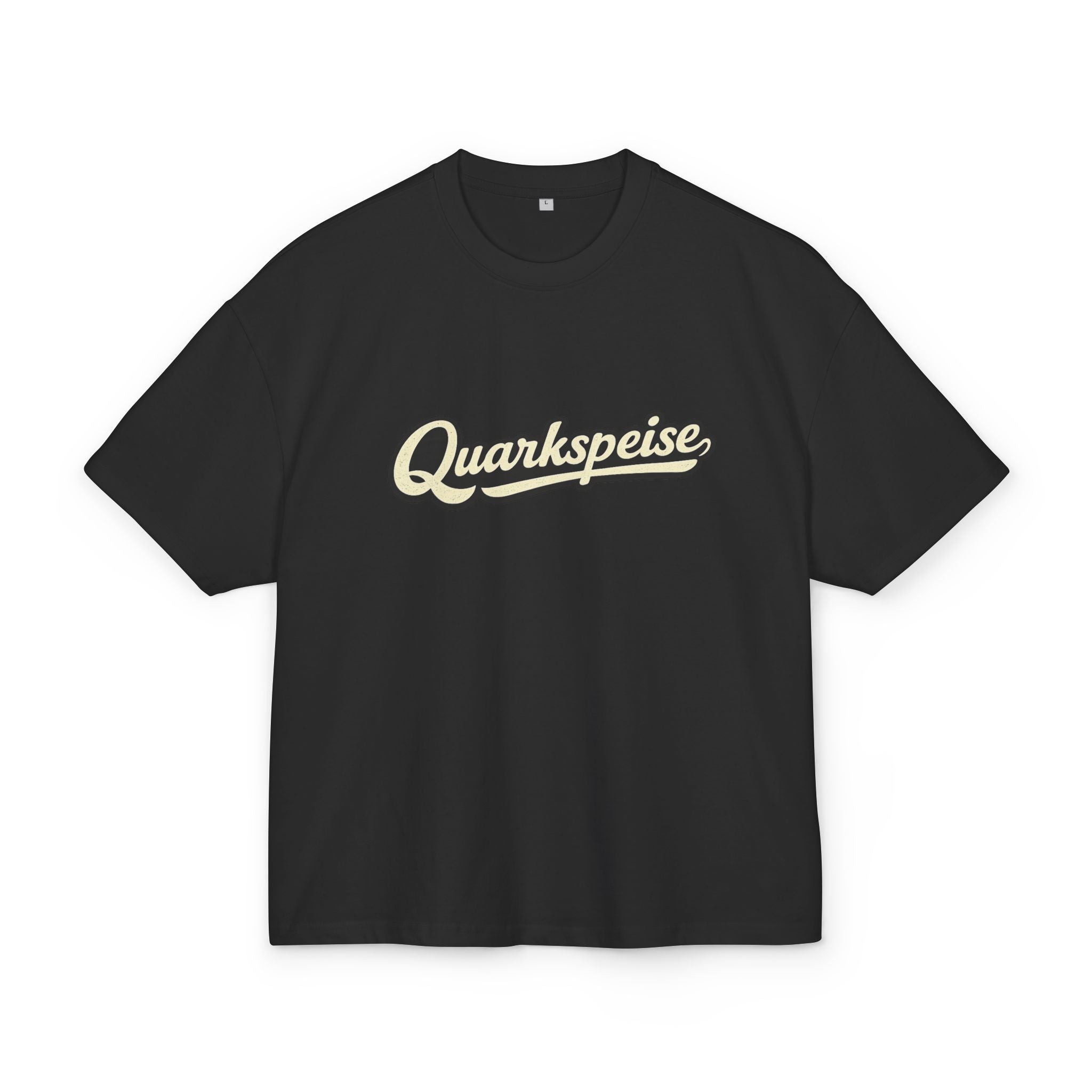 Quarkspeise Retro Script Box Tee — Vintage Grafik T-Shirt